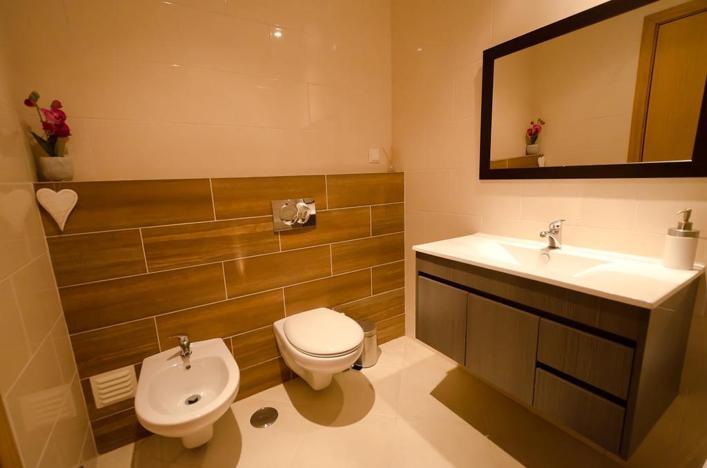 Modern 2 Bed Apartment 5Km Carvoeiro لاغوا المظهر الخارجي الصورة